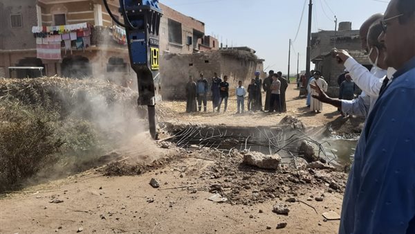 جانب من عمليات الازالة