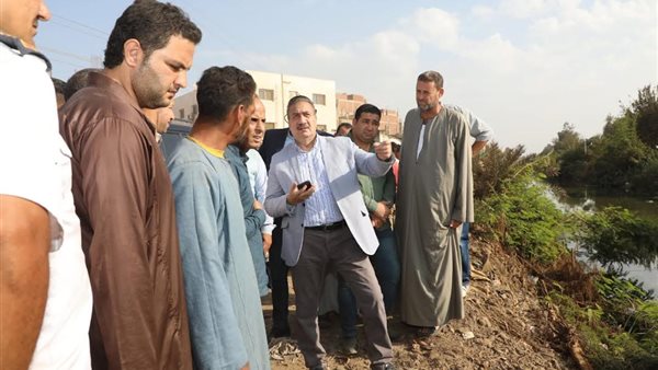 محافظ المنوفية خلال