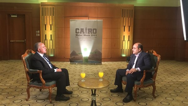 وزير الري ومحمد الباز