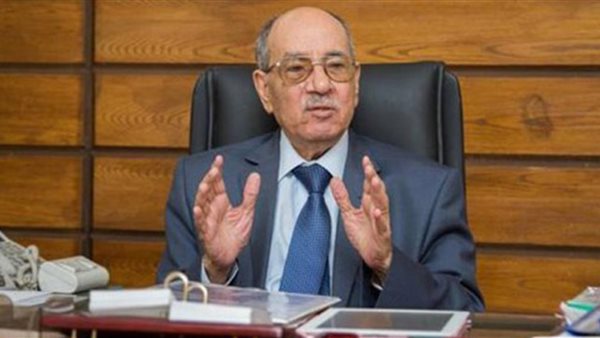 السياسى الكبير عبد