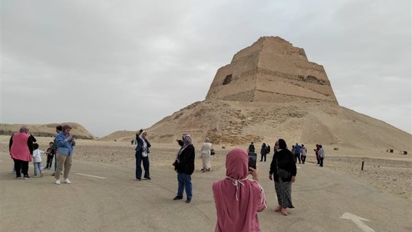 الوفد السياحي