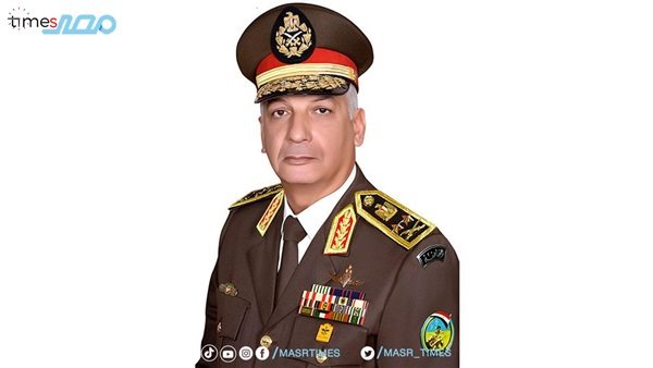 وزير الدفاع 