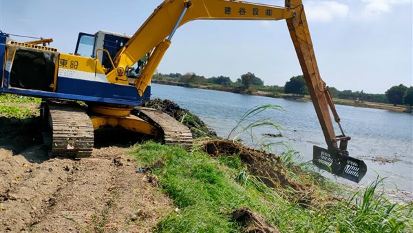 جانب من ازالة التعديات