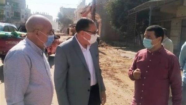 محافظ الشرقية خلال