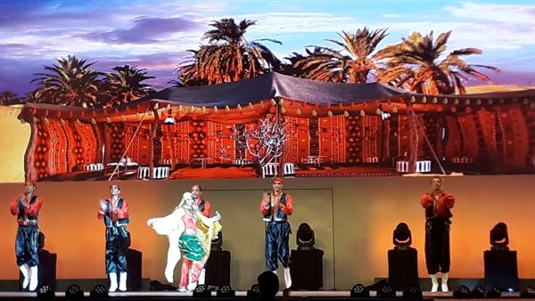 جانب من العروض