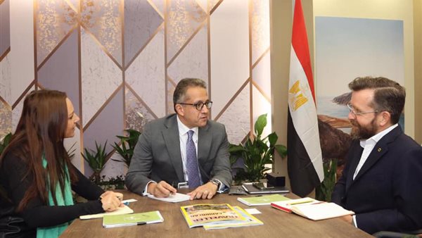 خالد العناني وزير