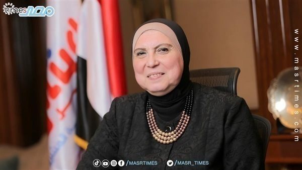  نيفين جامع وزيرة