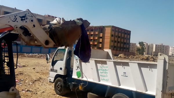 جانب من اعمال رفع