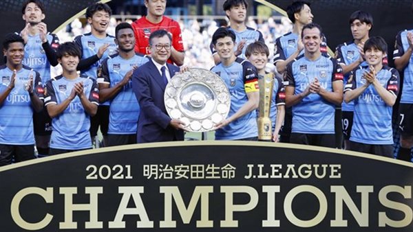 كاواساكي يحتفظ بلقب