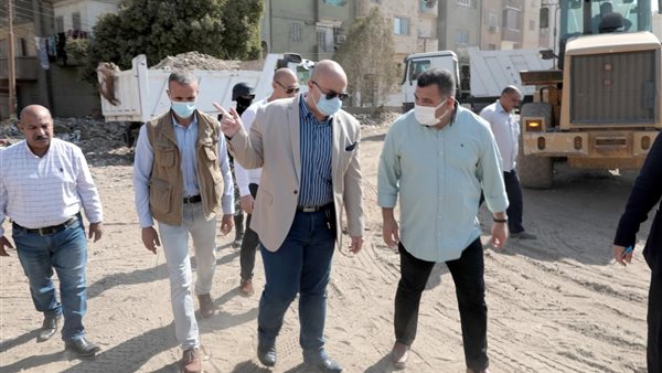 محافظ بني سويف خلال