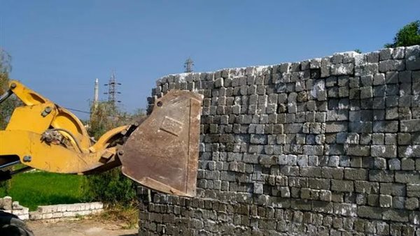 جانب من عمليات الازالة