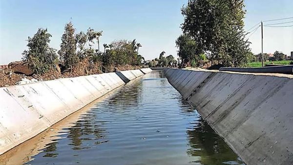 تبطين الترع