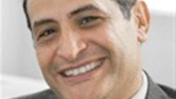 الدكتور حلمي البنداري