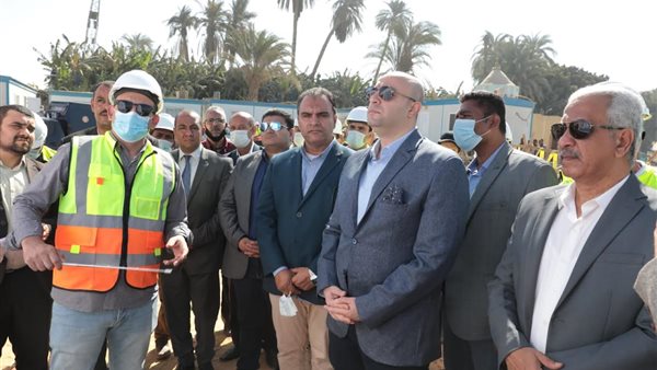 محافظ بني سويف خلال