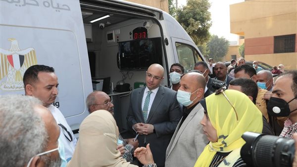 محافظ بني سويف خلال