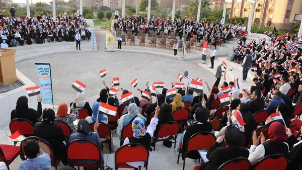 جانب من الندوة