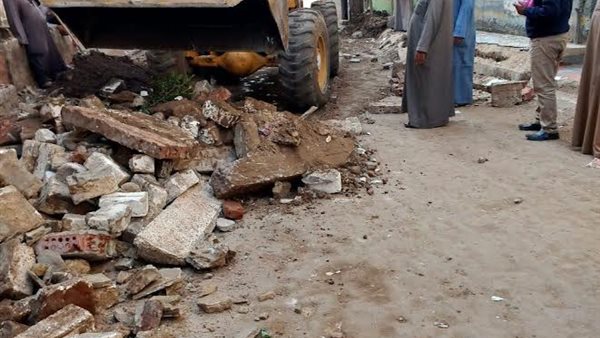 جانب من عمليات الازالة