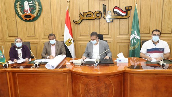 محافظ المنوفية خلال