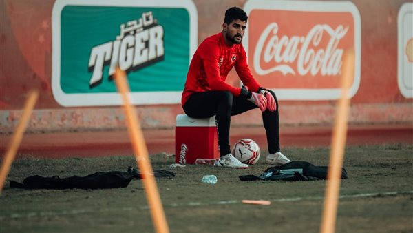 علي لطفي حارس الاهلي