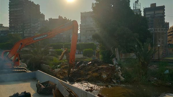 جانب من عمليات الازالة