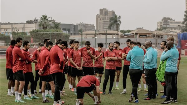 موسيماني يحاضر لاعبيه