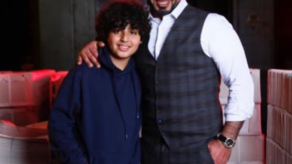 احمد سعد وابنه 