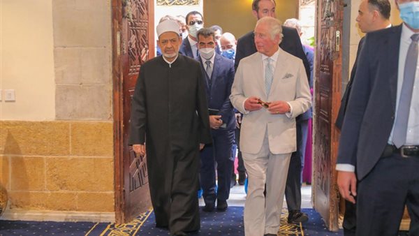 شيخ الأزهر يستقبل