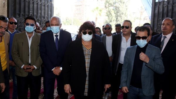 وزيرة الثقافة ومحافظ