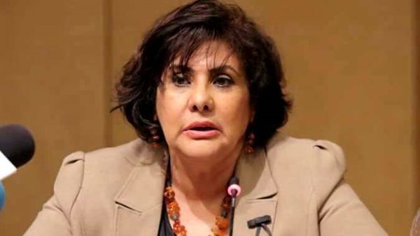 الدكتورة أماني الطويل