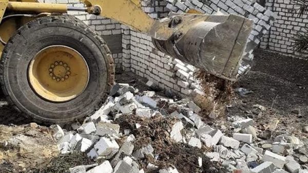 جانب من عمليات الازالة