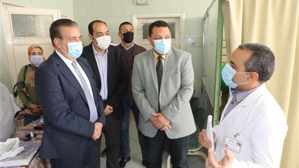 محافظ المنوفية خلال