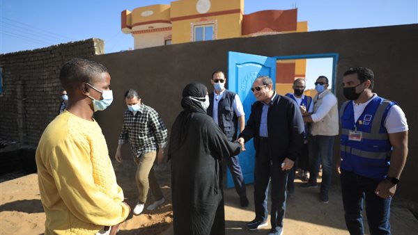 زيارة الرئيس لأهالى