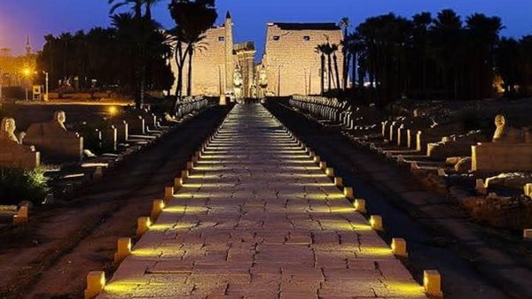 طريق الكباش 