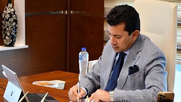 وزير الرياضة 