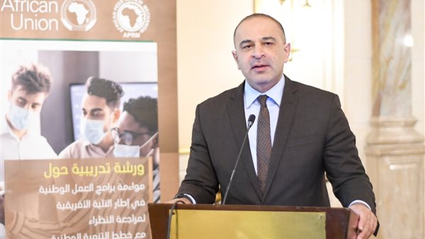 الدكتور أحمد كمالي