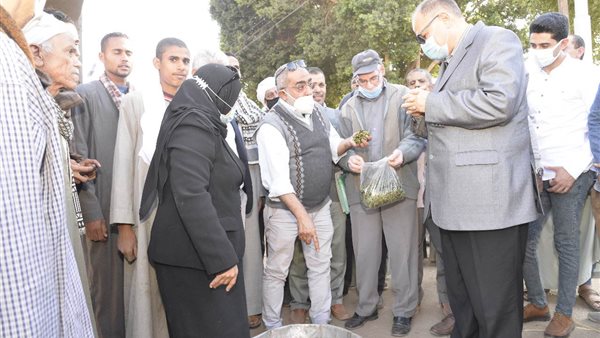 محافظ أسيوط خلال