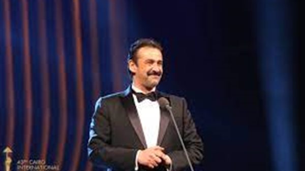 كريم عبد العزيز 