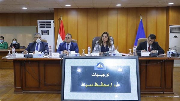 محافظ دمياط خلال