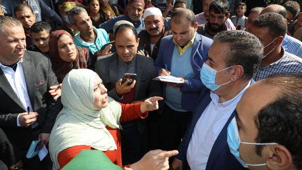 صورة من جولة المحافظ