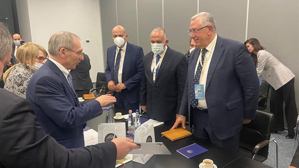 الوزيران خلال حضور