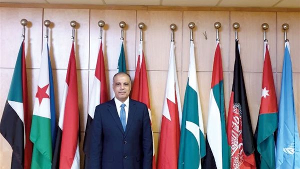 الدكتور علاء عزوز