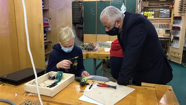 طارق شوقي خلال زيارته