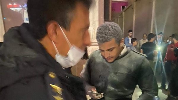 أحد ضباط الحماية