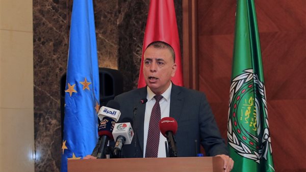 صورة من المؤتمر الصحفى