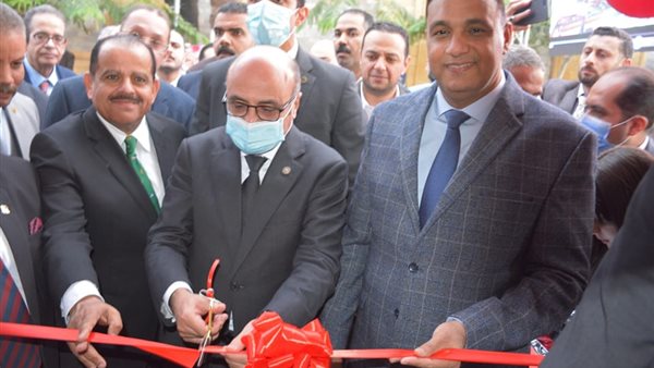 صورة من الافتتاح