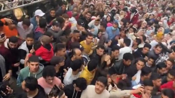 افتتاح مطعم على غزلان