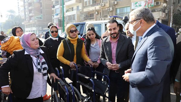 محافظ المنيا يشهد