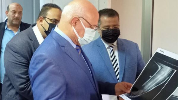 رئيس جامعة بنها