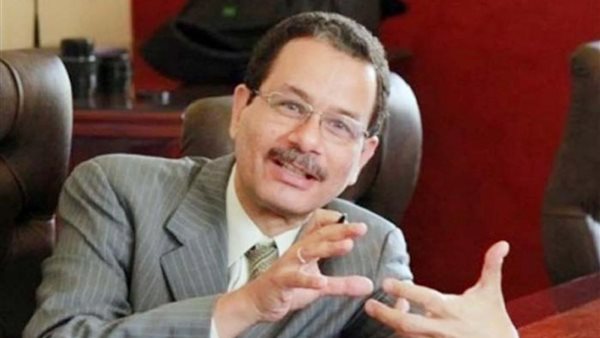 أحمد درويش، وزير