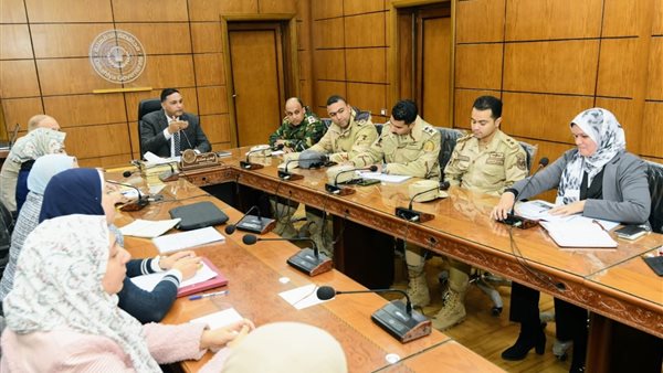 محافظ الدقهلية خلال